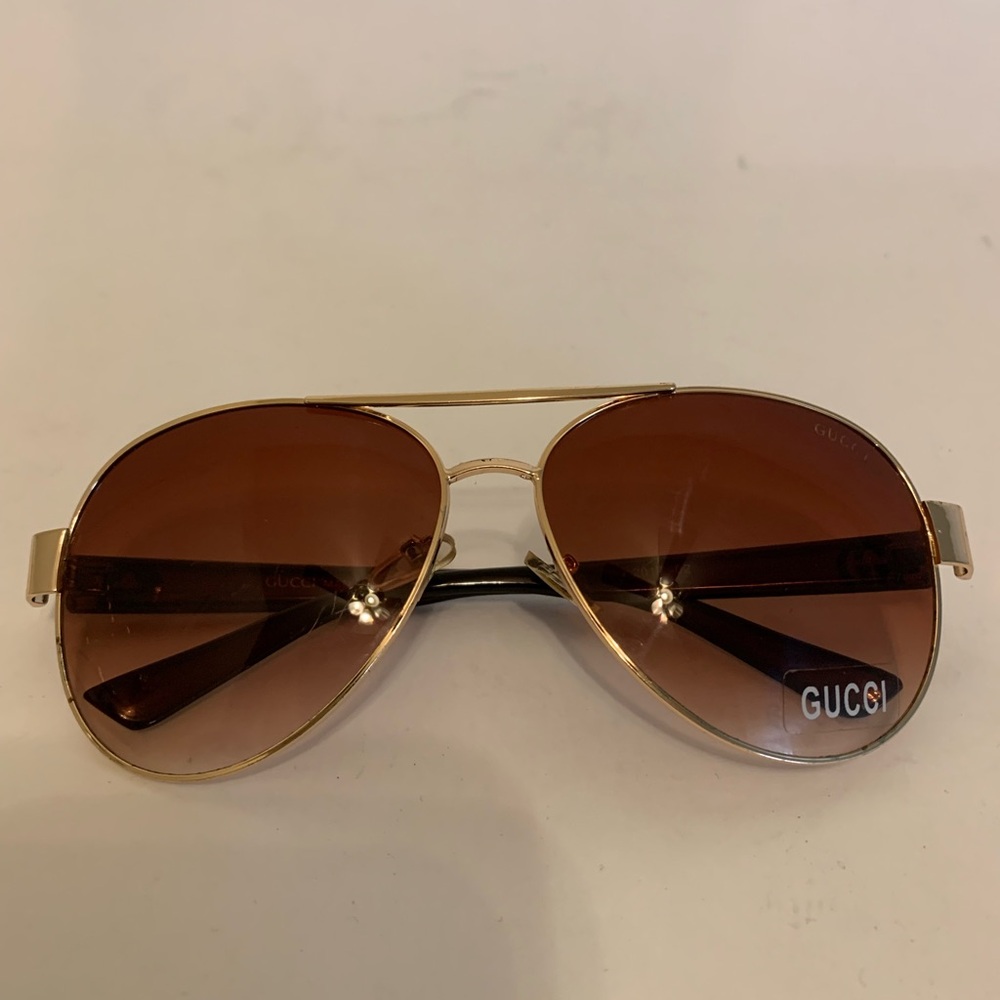 Gucci Aviator Sunglasses